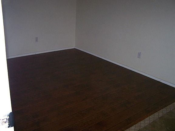 4th image of 1118 Angel Fire Ln