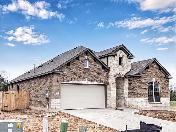 3rd image of 121 Millsaps Ct