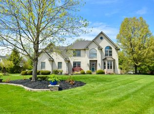 36784 Bellcrest Ct, Avon, OH 44011