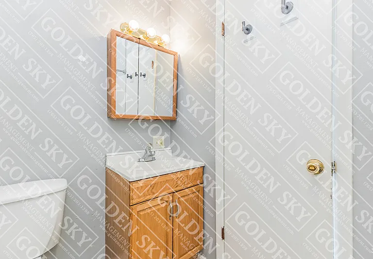 115 E Willard St #1 — Photo 2