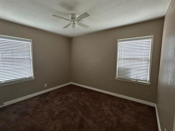 3rd image of 11939 Cresson St