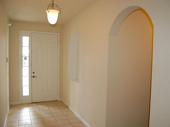 5th image of 4978 Pall Mall St W