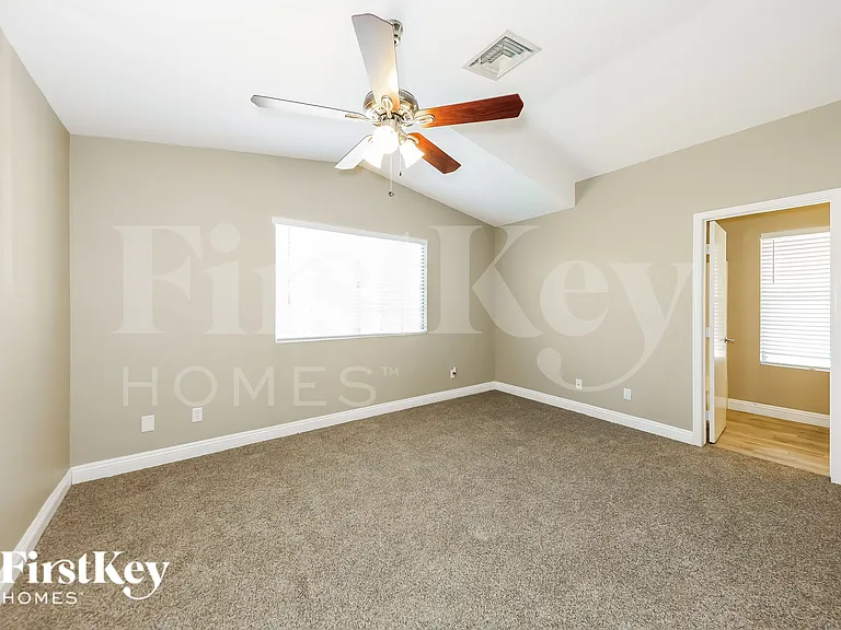3622 W Cielo Grande — Photo 9