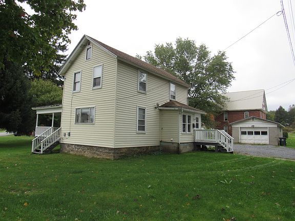 2nd image of 5 Baxter St