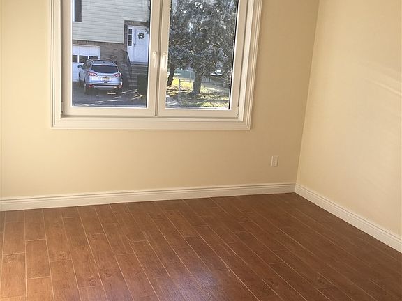 5th image of 41 Mercer St