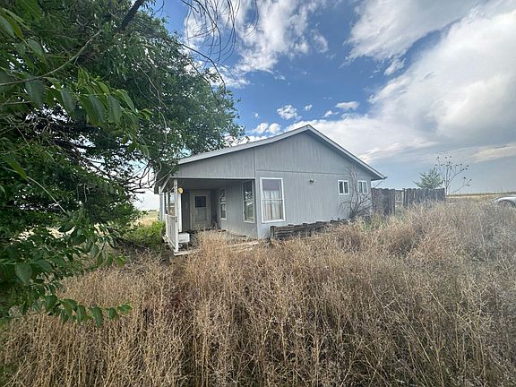 3rd image of 813 Summit Ave
