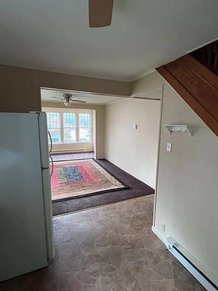 2 bed, $800 — Photo 3