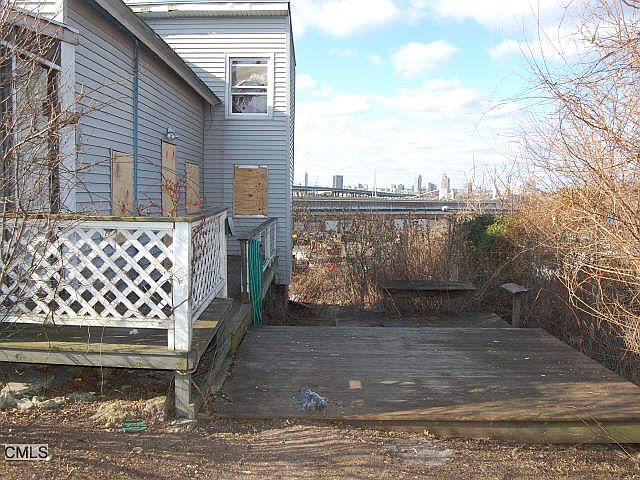 2nd image of 196 Fairmont Ave
