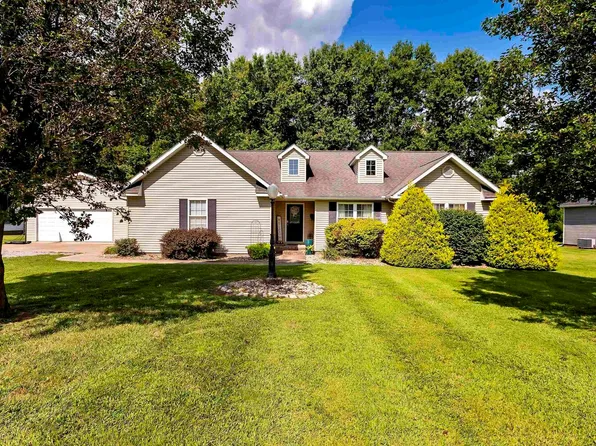 15271 Rue Belle Ln, Johnston City, IL 62951