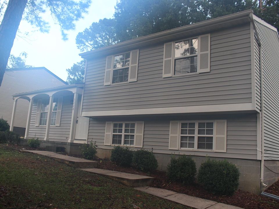1st image of 3228 Winchelsea Dr