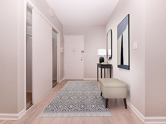 4th image of 30 E 37th St APT 2D