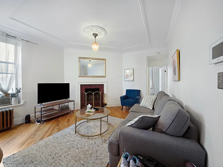 180 Sterling Pl #10 — Photo 4