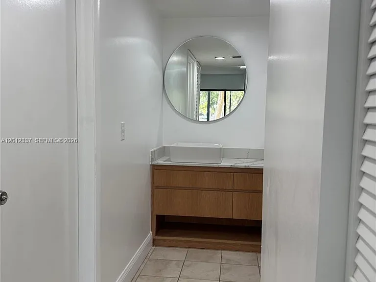 2312 S Cypress Bend Dr #107 — Photo 15