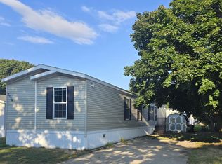 2054 Ironwood East Ct, Muskegon, MI 49442