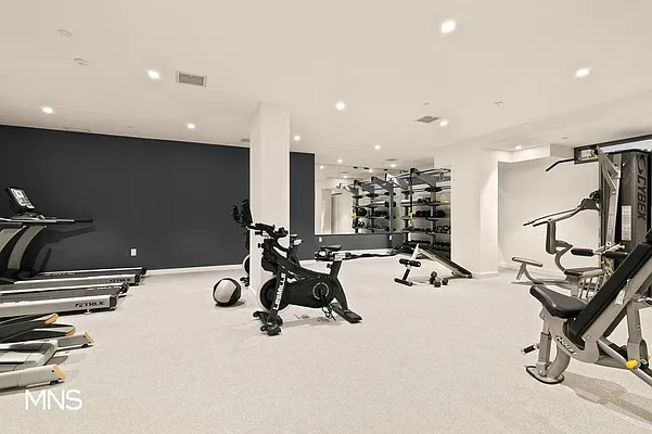 Rented by MNS Marketing | media 7