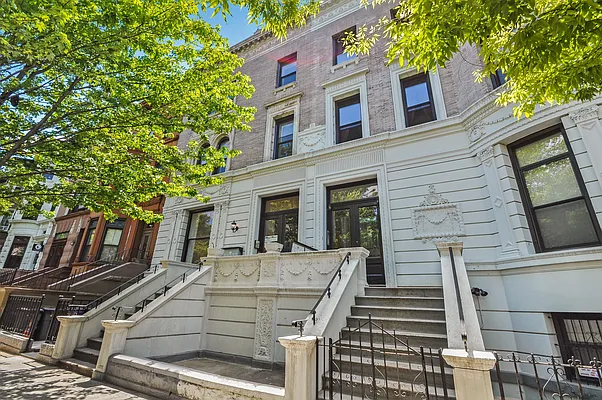 Rented by Corcoran | media 11