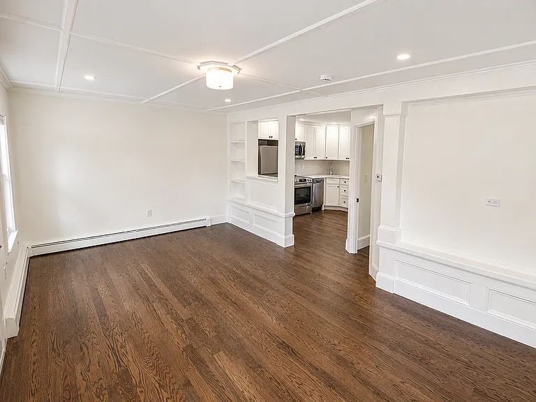 164 Warren Ave #B — Photo 6