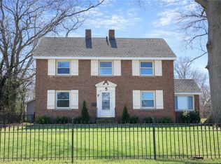 7 Coveland Dr, Avon Lake, OH 44012