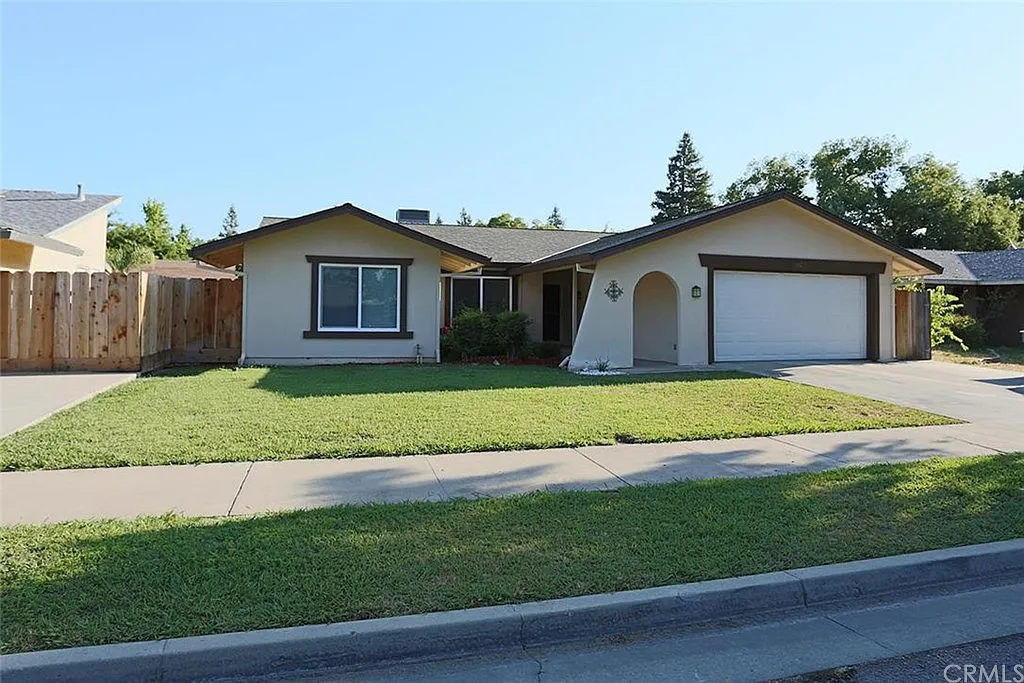 1029 Vernal Ave photo 1