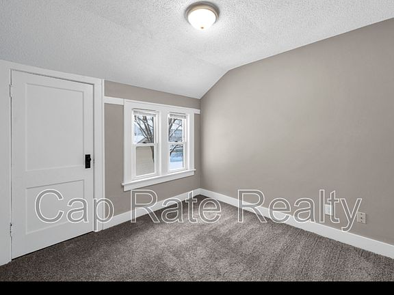 5th image of 1476 N 6th St