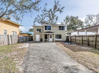 941 Hartford Ave, Holly Hill, FL 32117