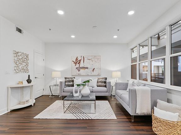 5th image of 2585 El Camino Real APT 219