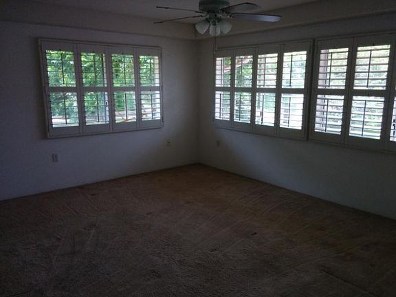 4th image of 92-1521 Aliinui Dr #13B