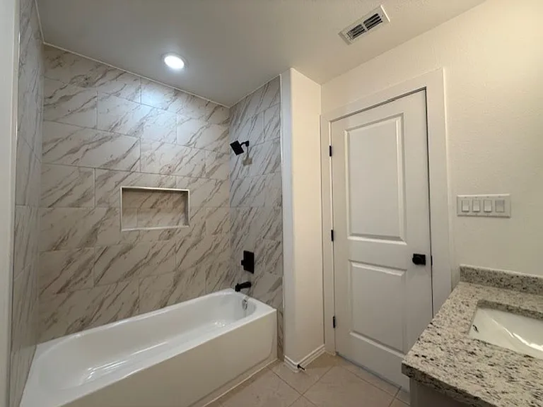 3510 Pascual De Leon Dr — Photo 14