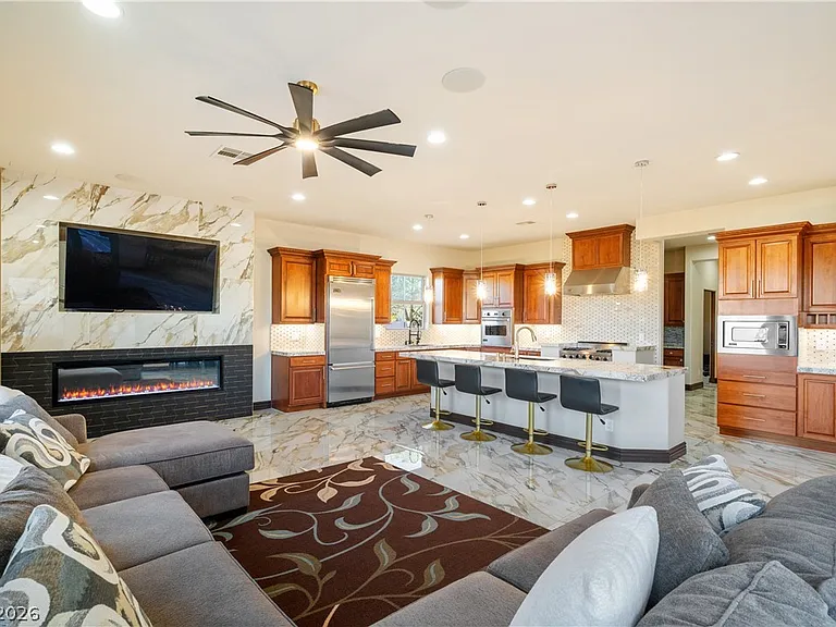 904 Calville Estates Ct — Photo 16