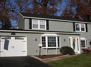 12406 Rockledge Dr, Bowie, MD 20715