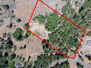 360 Sparky Way, Cave Junction, OR 97523