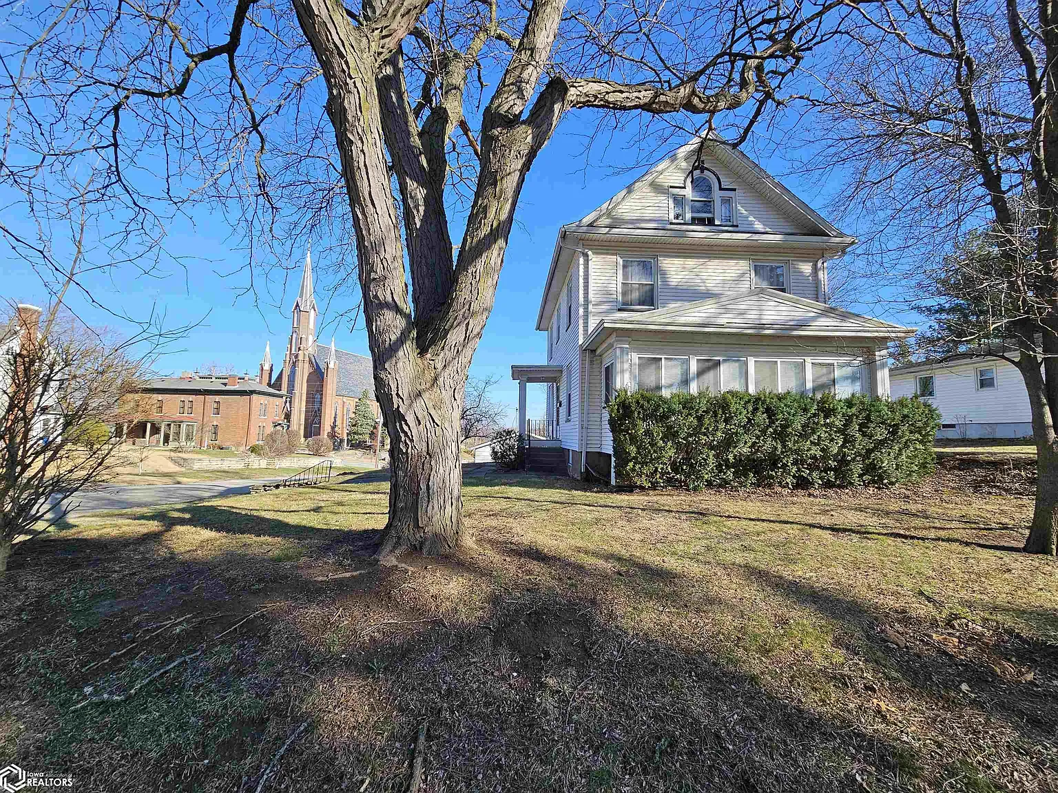 212 S 7th St photo 1
