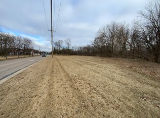 9th Avenue South Ave #9, Saint Charles, IL 60174