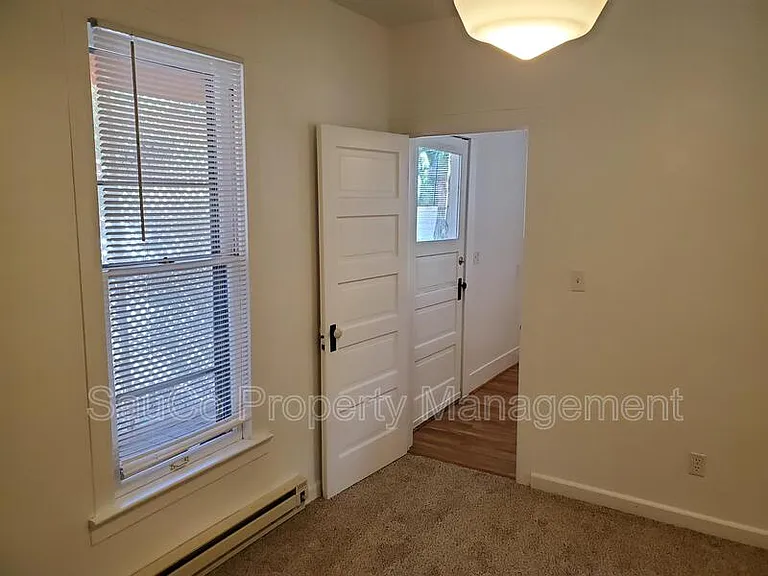 2114 A St #2 — Photo 14