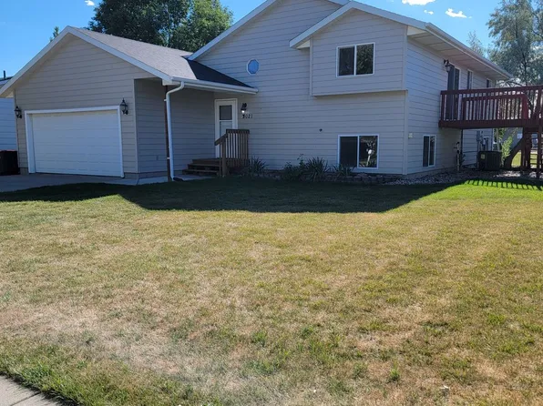 3021 Gypsey Rd, Rapid City, SD 57703