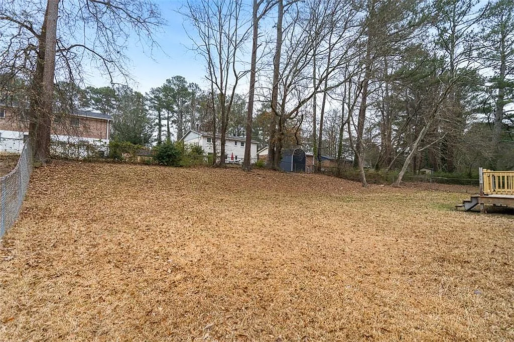 3 bed, 2.0 bath, 1100 sqft, $1,800 — Photo 1