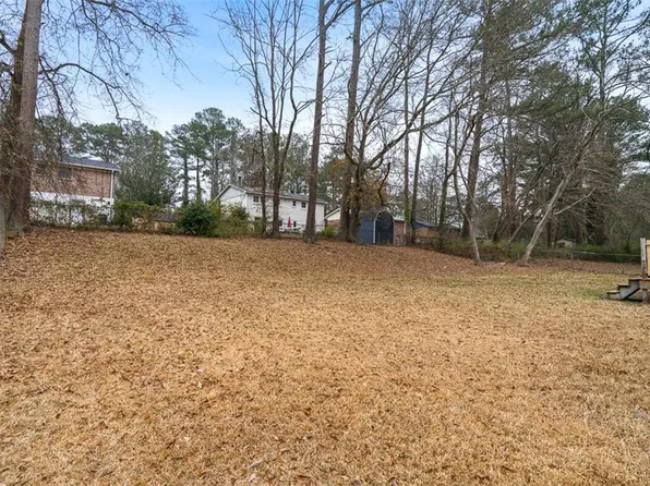 6125 Cedar Wood Dr, Atlanta, GA 30349