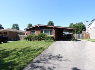 16 Morning Dew Dr, Brantford, ON N3R3P2