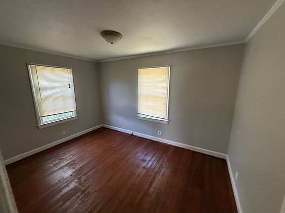 3rd image of 305 N State St