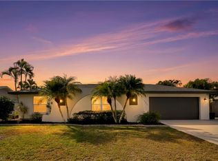 6055 Macbeth Ln, Fort Myers, FL 33908