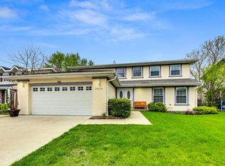 3635 Keenan Ln, Glenview, IL 60026