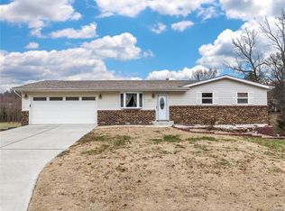303 Villawood Dr, Collinsville, IL