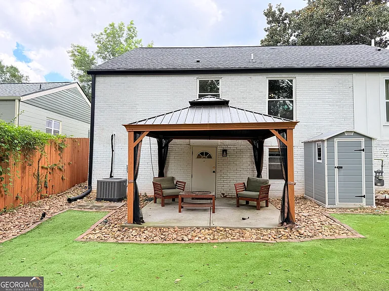 1311 Douglas St SW — Photo 28