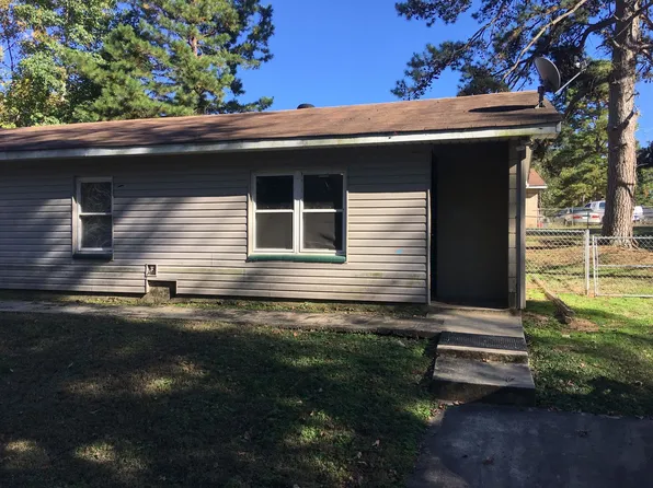 8 Pine Tree Apartment Rd, Mayflower, AR 72106