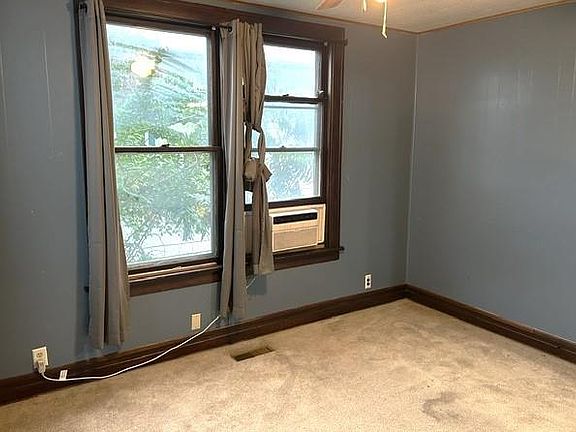3rd image of 1231 Dirr Ave