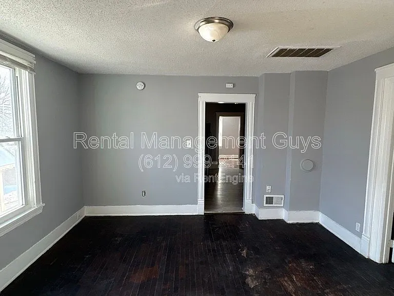 2931 Bryant Ave N #2 — Photo 55