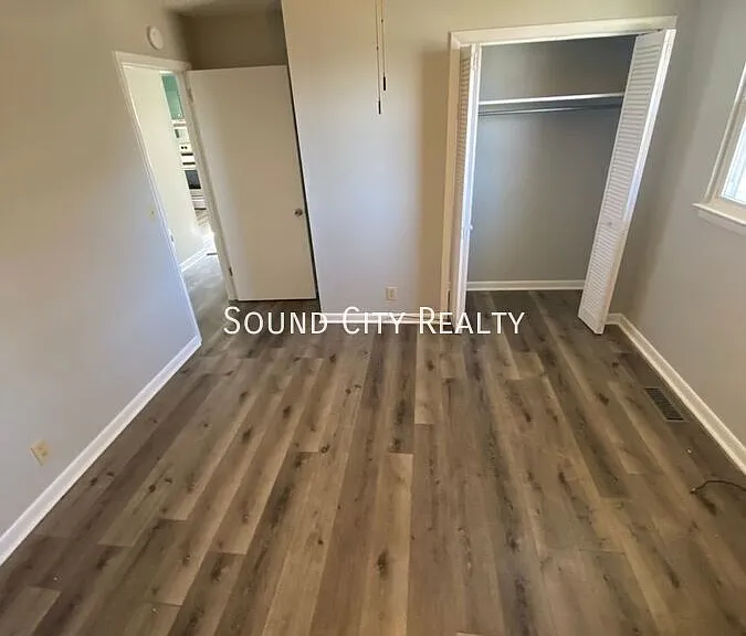 923B Oak Vale — Photo 9