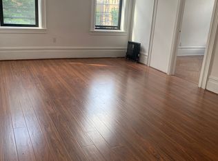28-05 44th St #2A, Astoria, NY 11103