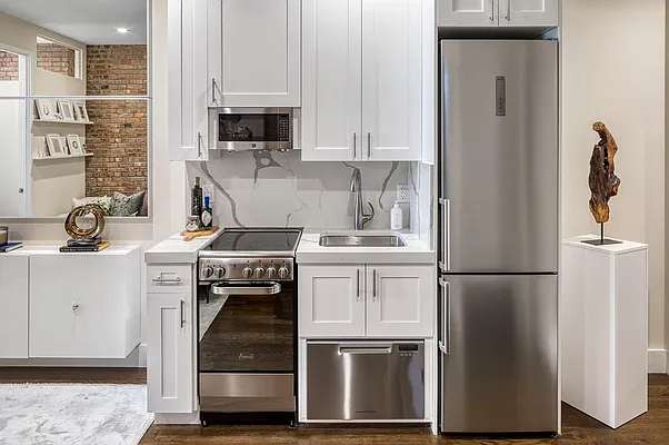 Rented by Douglas Elliman | media 2