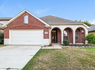 1721 Duck Cove Dr, Aubrey, TX 76227
